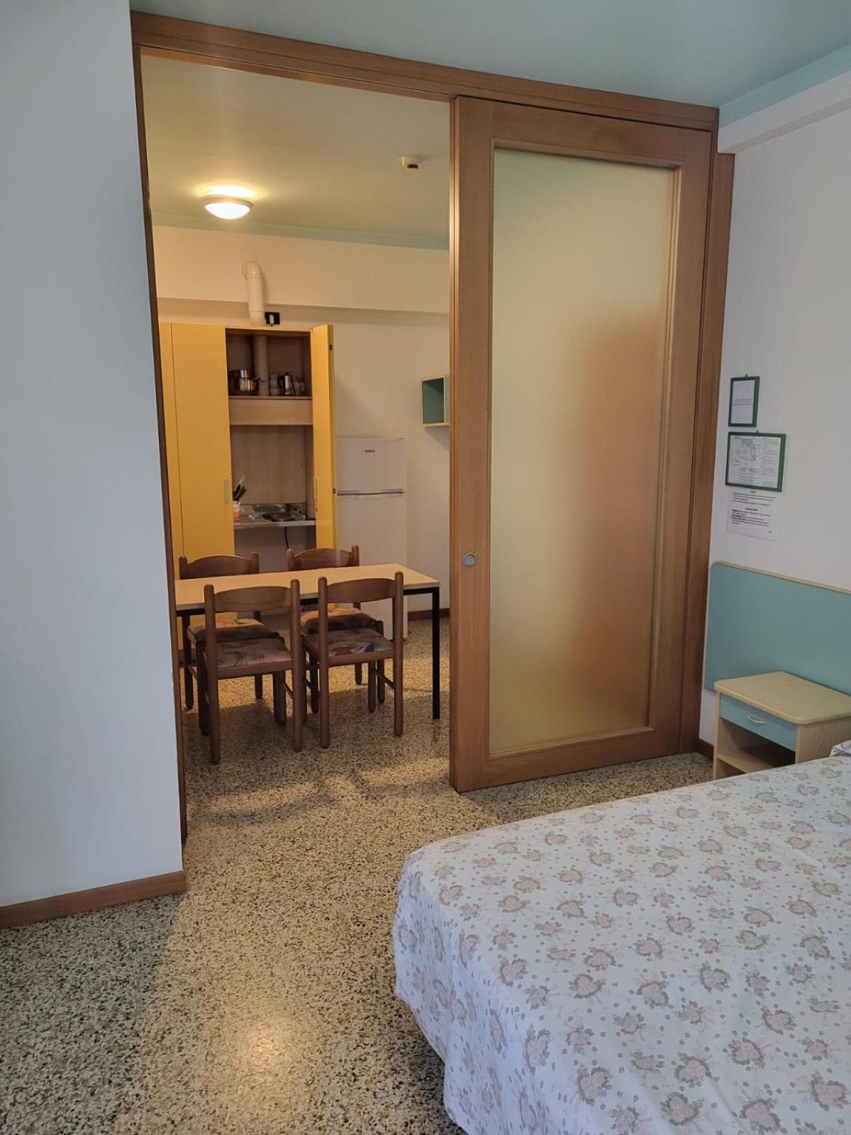 Hotel Residence Villa Lily Cesenatico Exterior foto