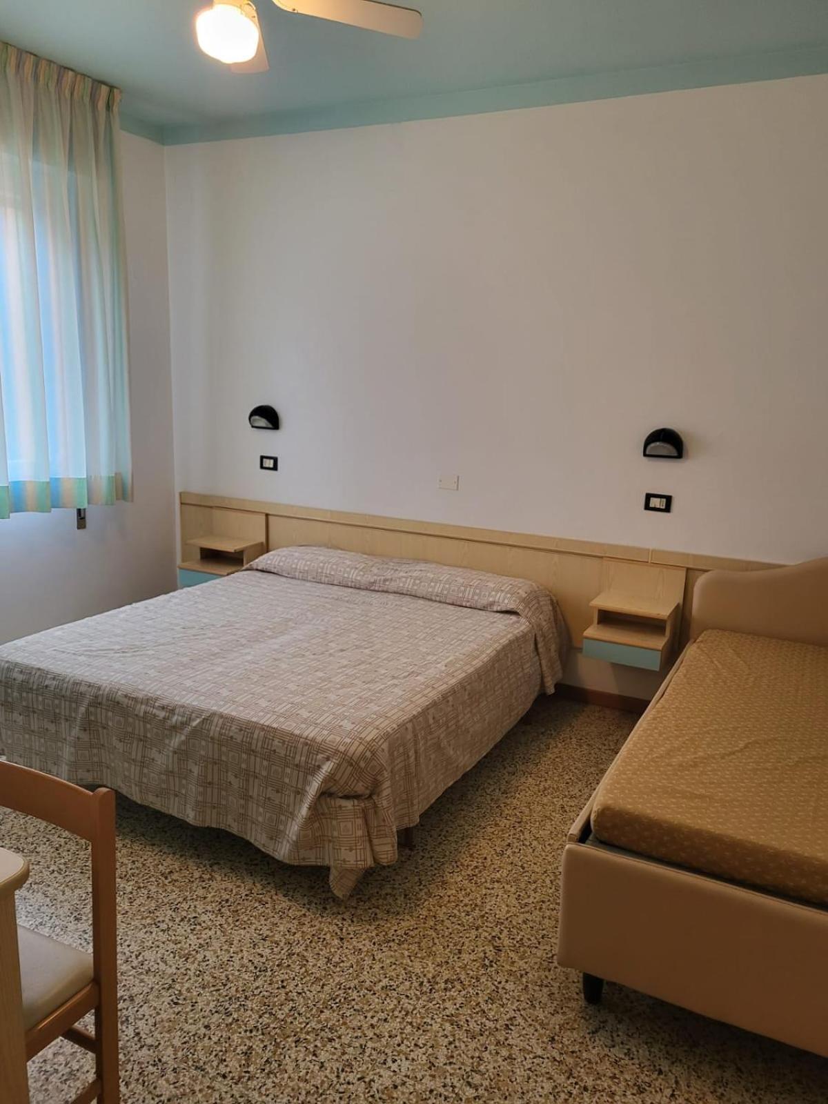 Hotel Residence Villa Lily Cesenatico Exterior foto